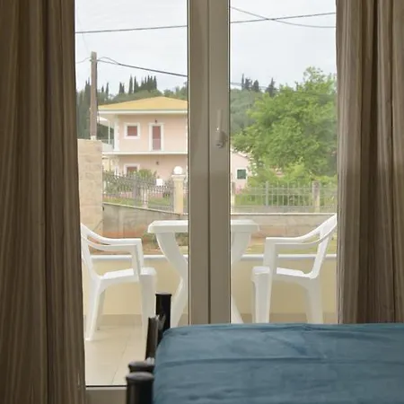 Agiolina Apartment *